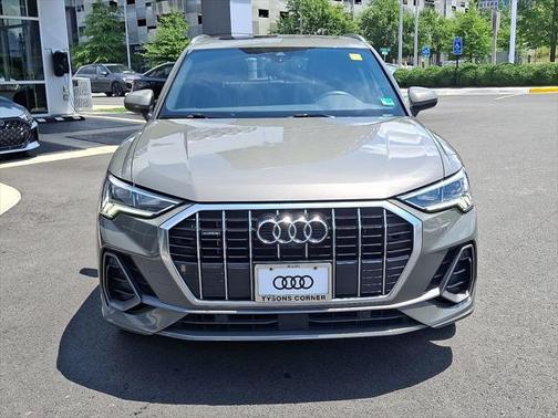 2020 Audi Q3 45 S line Prestige