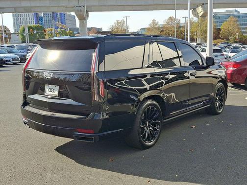 2024 Cadillac Escalade Sport