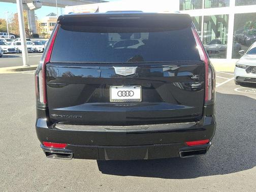 2024 Cadillac Escalade Sport