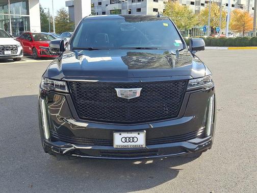 2024 Cadillac Escalade Sport