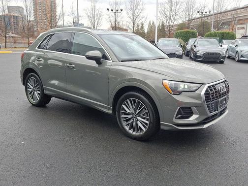 2022 Audi Q3 40 Premium