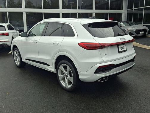 2025 Audi Q5 Premium Plus TFSI quattro S tronic