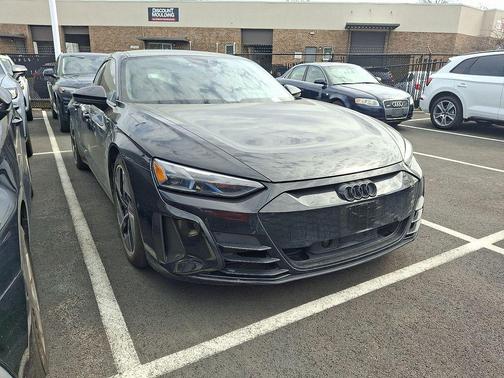 2024 Audi RS e-tron GT quattro