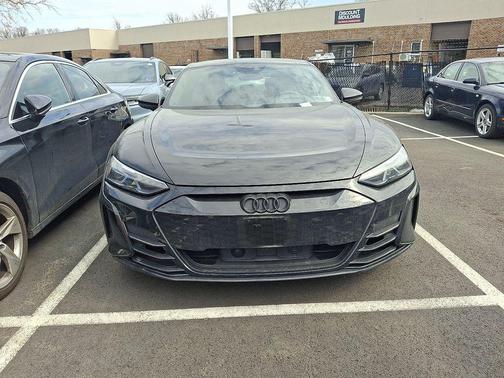 2024 Audi RS e-tron GT quattro