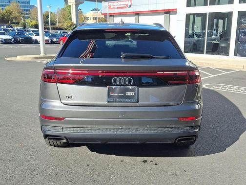 2025 Audi Q8 55 Premium