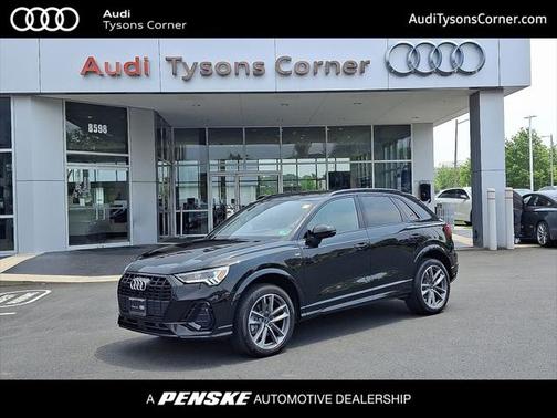 2024 Audi Q3 Premium 45 TFSI S line quattro Tiptronic