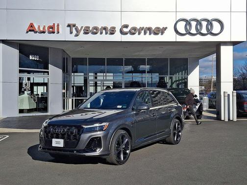 2026 Audi Q7 55 Premium Plus