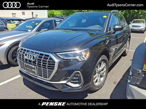 Mythos Black Metallic 2023 Audi Q3 Premium 45 TFSI S line quattro Tiptronic