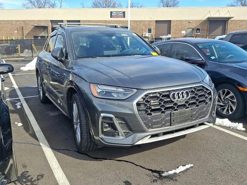 2021 Audi Q5 Premium Plus 55 TFSI e quattro S tronic
