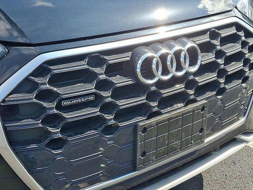2023 Audi Q5 45 S line Premium