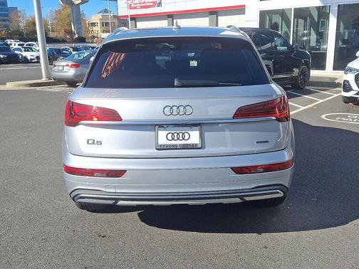 2021 Audi Q5 45 Prestige