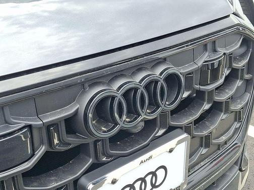 2026 Audi Q8 55 Premium Plus