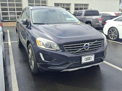 2017 Volvo XC60 T5 Inscription