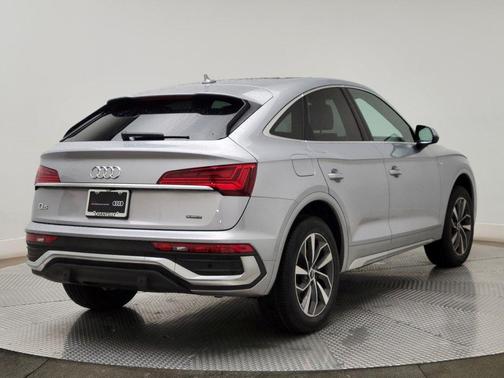 Florett Silver Metallic 2023 Audi Q5 45 S line Premium Plus