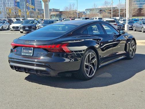 2023 Audi RS e-tron GT quattro