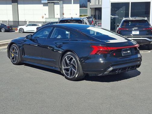 2023 Audi RS e-tron GT quattro