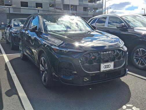 2026 Audi SQ5 3.0T Premium Plus