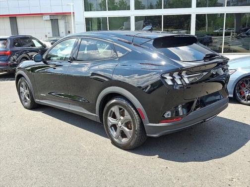 2022 Ford Mustang Mach-E Select