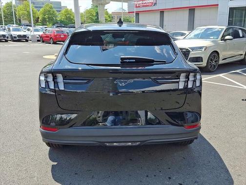2022 Ford Mustang Mach-E Select