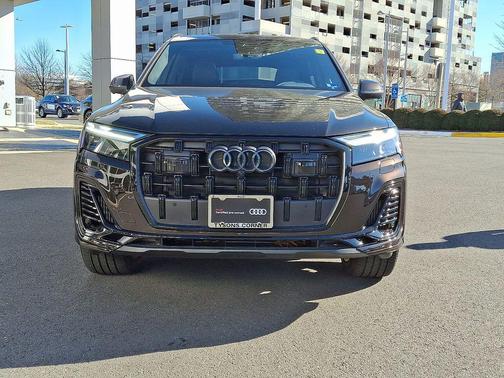 2025 Audi Q7 55 Premium Plus