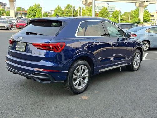 2022 Audi Q3 45 S line Premium