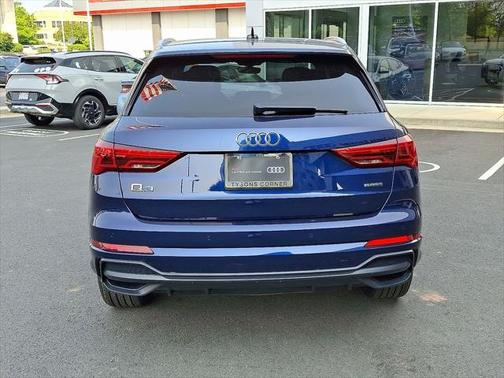 2022 Audi Q3 45 S line Premium