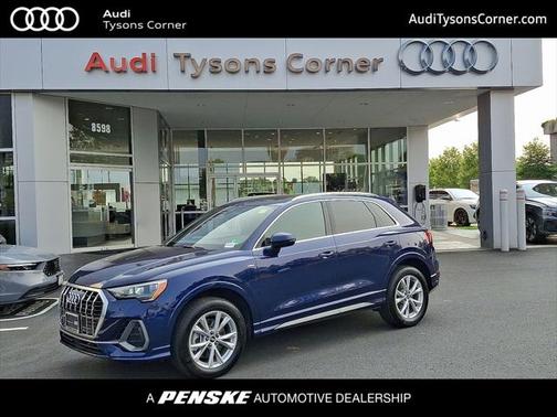 2022 Audi Q3 45 S line Premium