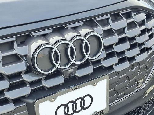 2026 Audi Q5 Premium Plus TFSI quattro S tronic