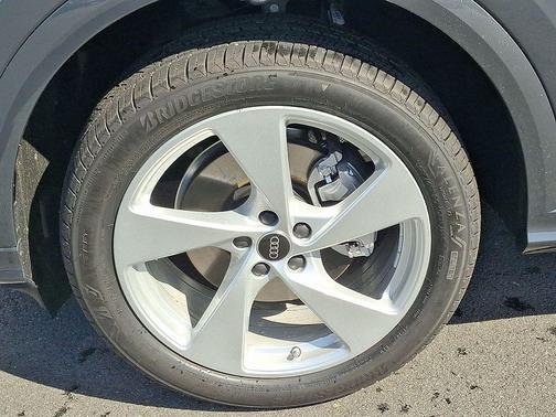 2026 Audi Q5 Premium Plus TFSI quattro S tronic