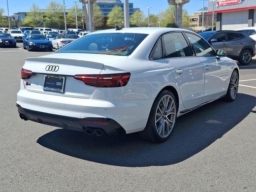 2023 Audi S4 Premium Plus TFSI quattro Tiptronic