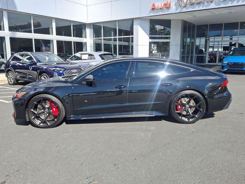 2025 Audi RS 7 4.0T Performance