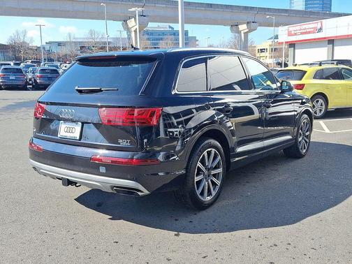 2017 Audi Q7 3.0T Premium