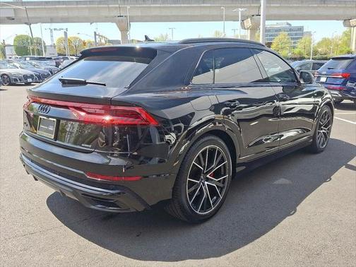 2022 Audi Q8 55 Prestige