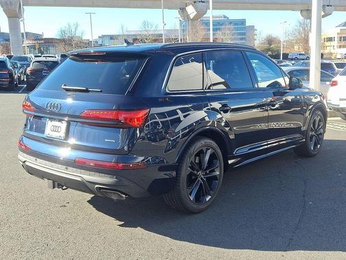 2026 Audi Q7 55 Premium Plus