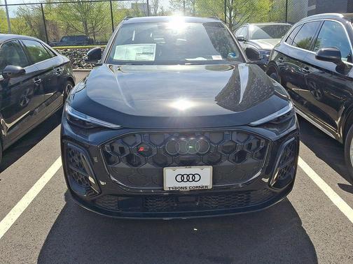 Mythos Black Metallic 2026 Audi SQ5 3.0T Premium Plus