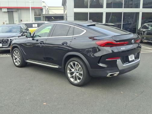 2022 BMW X6 xDrive40i