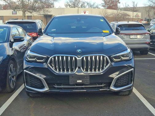2022 BMW X6 xDrive40i
