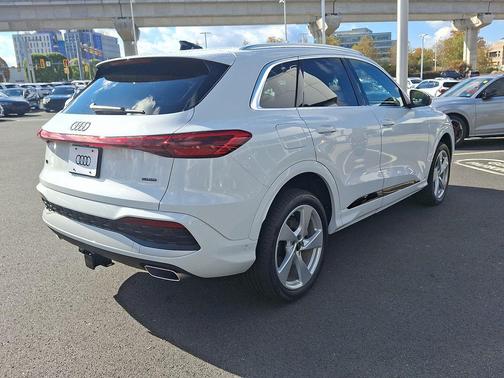 2025 Audi Q5 Premium Plus TFSI quattro S tronic