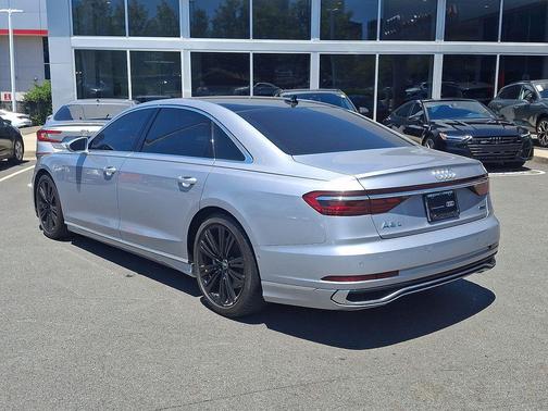Florett Silver Metallic 2023 Audi A8 L 55 TFSI quattro Tiptronic