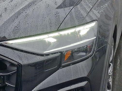 2026 Audi Q8 55 Premium Plus