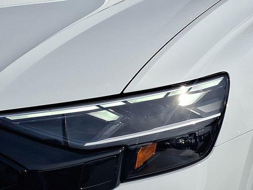 2026 Audi Q8 55 Premium Plus