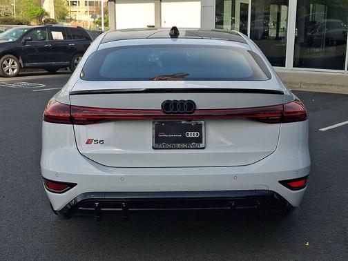 Glacier White 2025 Audi S6 e-tron Premium Plus