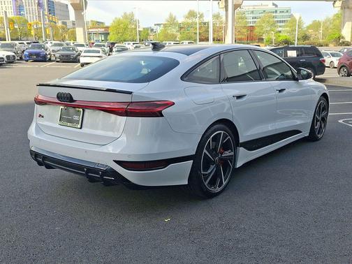 Glacier White 2025 Audi S6 e-tron Premium Plus