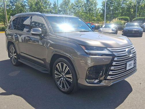 2023 Lexus LX 600 Luxury