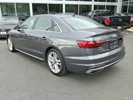 2022 Audi A4 45 S line Premium Plus