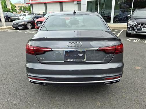 2022 Audi A4 45 S line Premium Plus