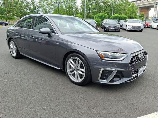 2022 Audi A4 45 S line Premium Plus