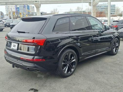 2026 Audi Q7 55 Premium Plus