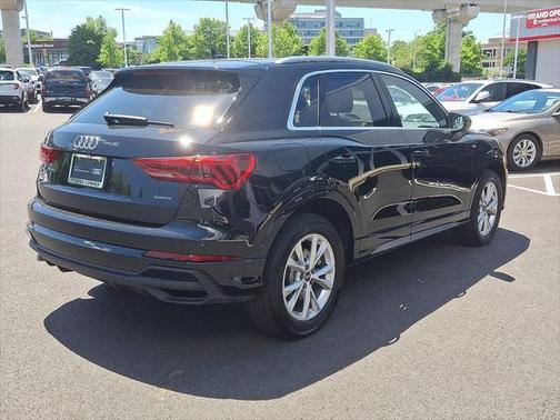 2024 Audi Q3 45 S line Premium Plus