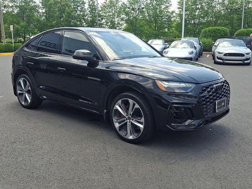 Mythos Black Metallic 2024 Audi Q5 45 S line Prestige
